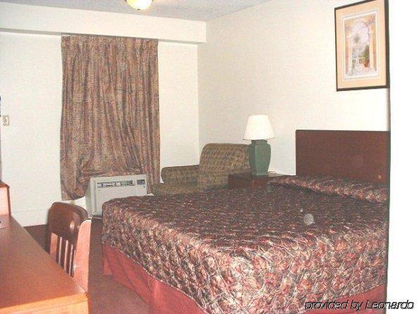 Hilltop Inn Pittsburgh Crafton Номер фото